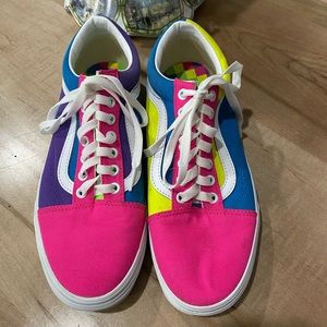 Men or women 80s shoes.